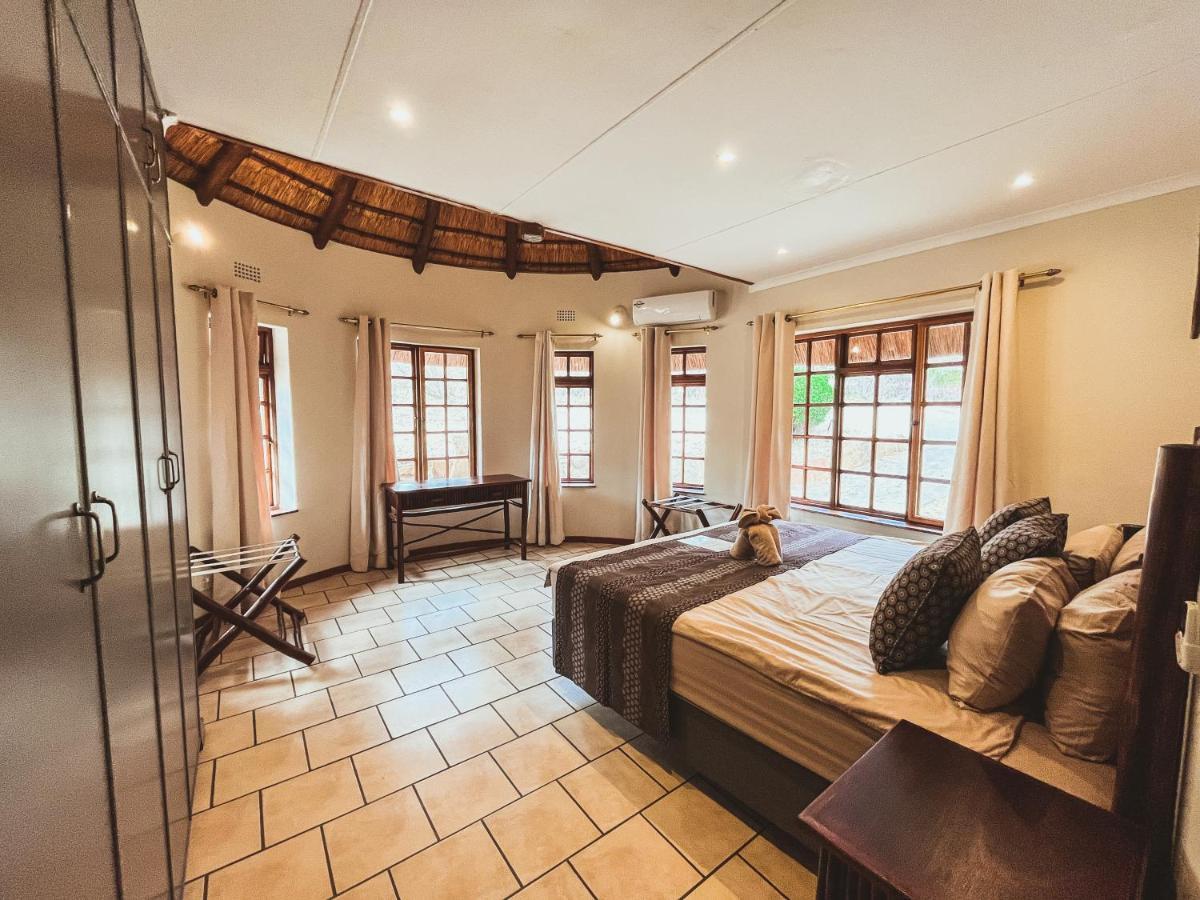 Milima Big 5 Safari Lodge Hoedspruit Exterior foto