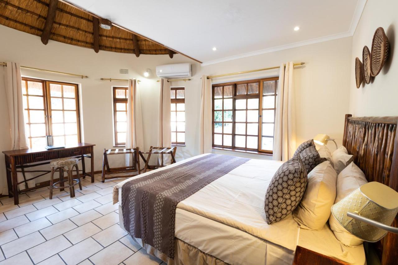 Milima Big 5 Safari Lodge Hoedspruit Exterior foto